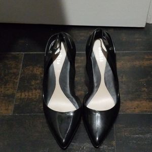 Melissa Black Classic Heel  size 8